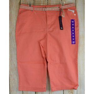 Gloria Vanderbilt Lillian Belt Skimmer Capri Pant